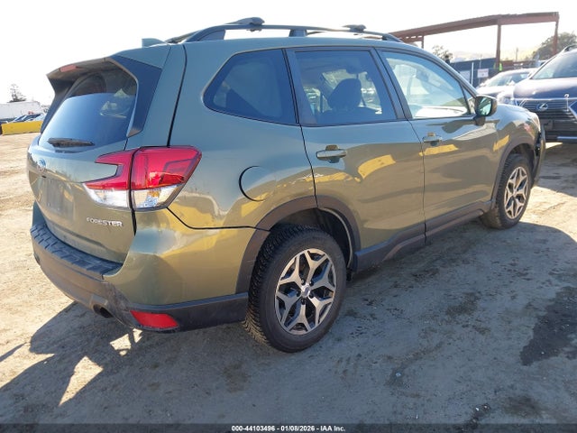 JF2SKAJC1LH523763 Subaru Forester Premium