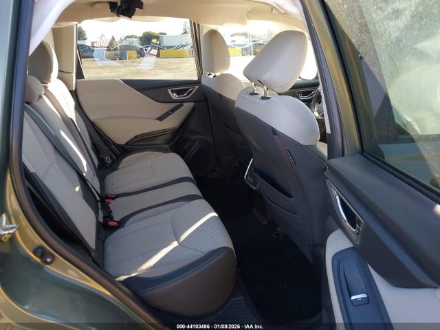 JF2SKAJC1LH523763 Subaru Forester Premium
