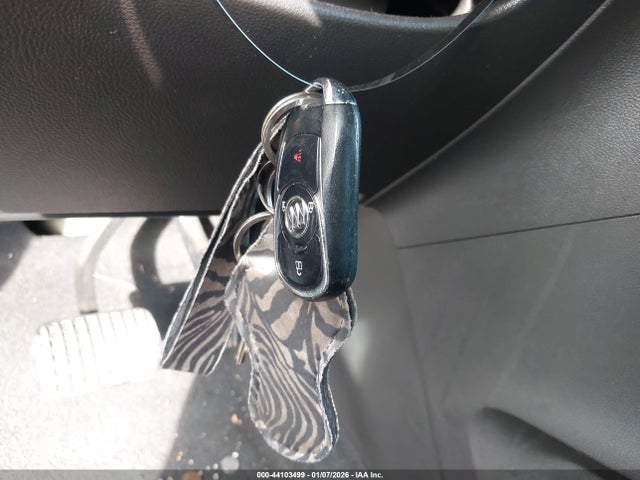 44103499 :رقم المزاد ، KL4CJASB3LB026903 vin ، 2020 Buick Encore Fwd Preferred مزاد بيع