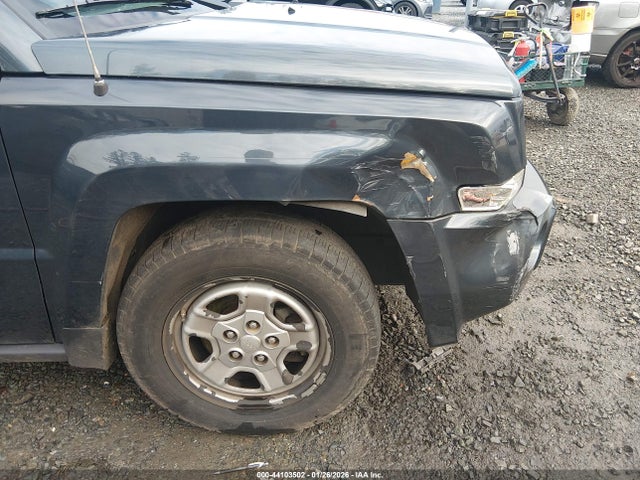 2008 JEEP PATRIOT 1J8FF28W68D713589 Photo 5