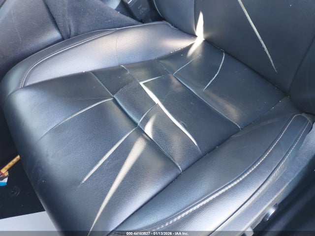 5TDJZRFH2KS608209 Toyota Highlander Xle