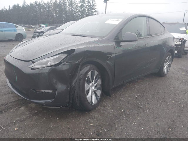 2024 TESLA MODEL Y 7SAYGDEE2RF013456 Photo 1