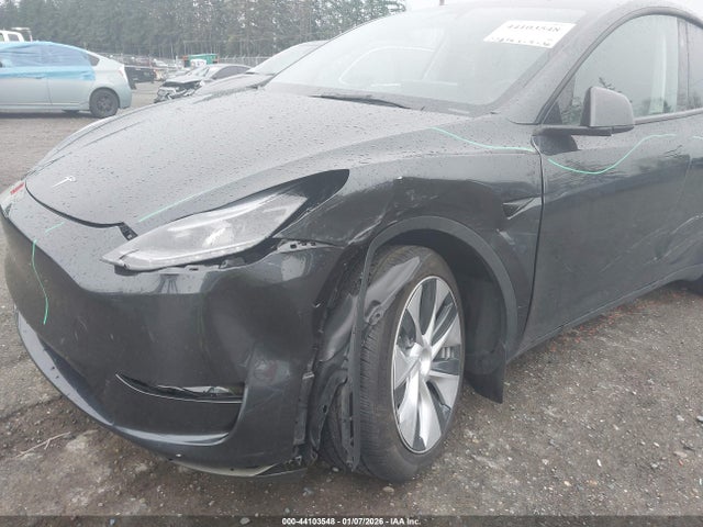 2024 TESLA MODEL Y 7SAYGDEE2RF013456 Photo 5