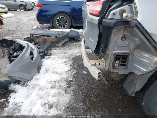 1C4PJMCB5FW744506 Jeep Cherokee Latitude