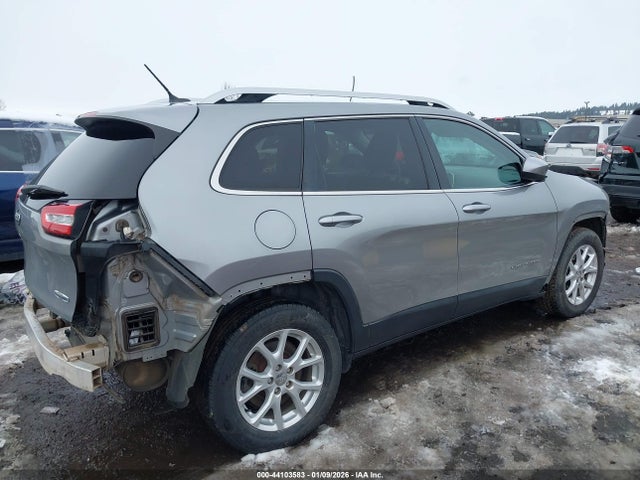 1C4PJMCB5FW744506 Jeep Cherokee Latitude