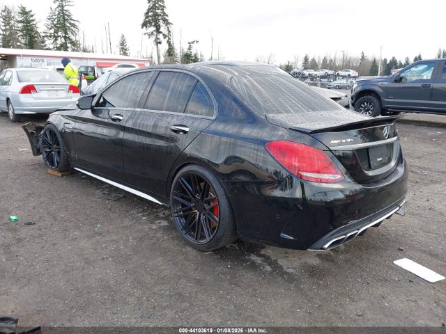 55SWF8HB2GU129011 Mercedes-Benz Amg C 63 S