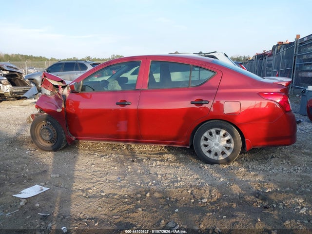 3N1CN7AP4HL819064 Nissan Versa 1.6 S+