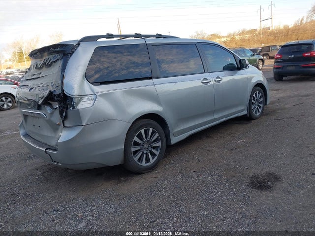 5TDDZ3DC7LS248163 Toyota Sienna Limited Premium