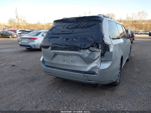 5TDDZ3DC7LS248163 Toyota Sienna Limited Premium