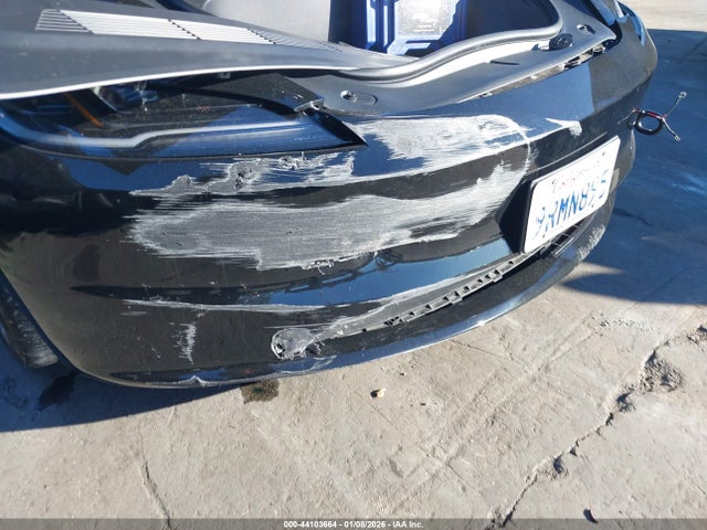 2025 TESLA MODEL 3 5YJ3E1EB0SF916924 Photo 5