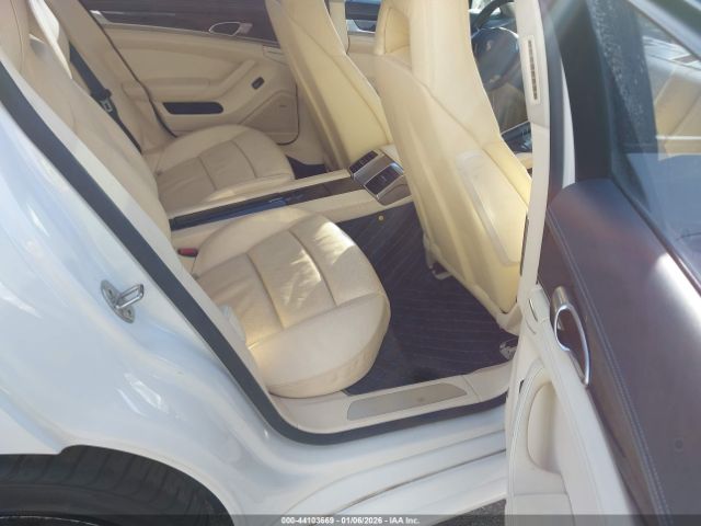 2011 PORSCHE PANAMERA WP0AA2A72BL012256 Photo 7