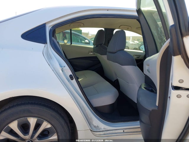 JTDEAMDE8MJ017614 Toyota Corolla Hybrid Le
