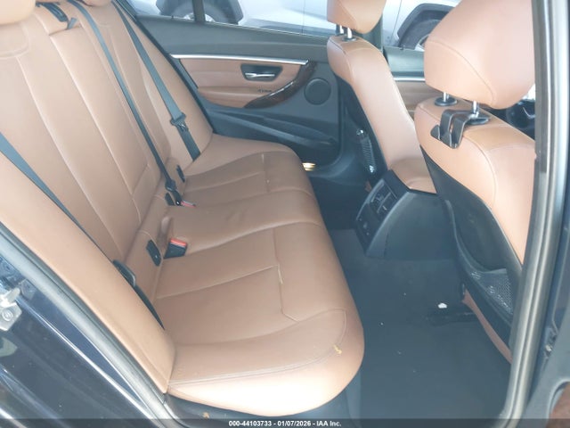 Продаж на аукціоні авто 2016 Bmw 328i, vin: WBA8E9C58GK644292, номер лоту: 44103733
