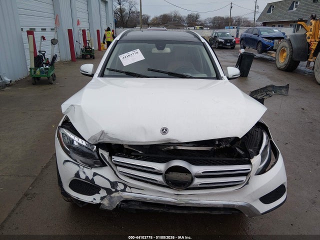 WDC0G4JB6KF572784 Mercedes-Benz GLC 300