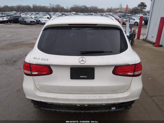 WDC0G4JB6KF572784 Mercedes-Benz GLC 300