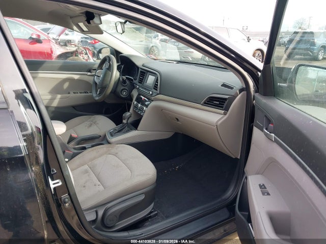 44103828 :رقم المزاد ، KMHD74LFXLU979619 vin ، 2020 Hyundai Elantra Se مزاد بيع