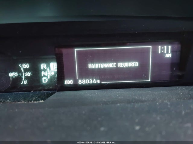 JTDKN3DU1F2001664 Toyota Prius Two