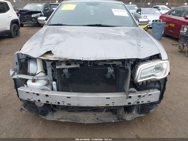 Продаж на аукціоні авто 2013 Chrysler 300c, vin: 2c3ccaeg1dh658108, номер лоту: 44103839