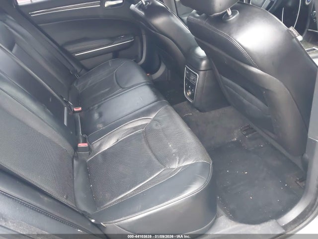 Продаж на аукціоні авто 2013 Chrysler 300c, vin: 2c3ccaeg1dh658108, номер лоту: 44103839
