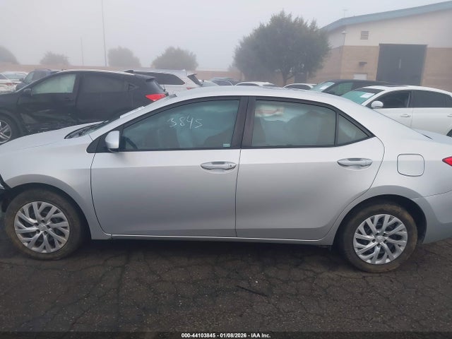 5YFBURHE5JP847458 Toyota COROLLA LE