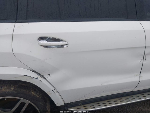 44103881 :رقم المزاد ، 4JGDF7DE0HA778427 vin ، 2017 Mercedes-benz Gls 550 4matic مزاد بيع