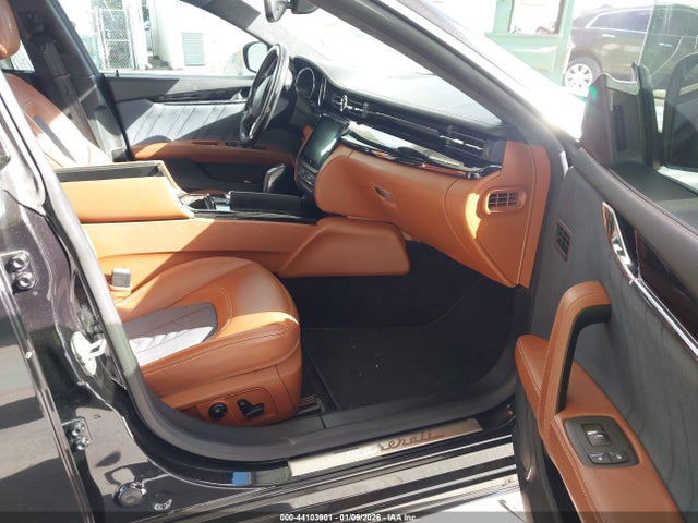 2017 MASERATI QUATTROPORTE ZAM56RPL3H1224020 Photo 4