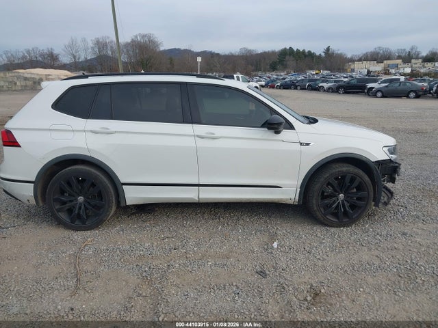 3VV3B7AX7LM118030 Volkswagen Tiguan 2.0t Se/2.0t Se R-line Black/2.0t Sel