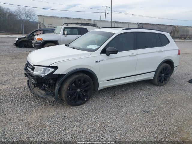 2020 VOLKSWAGEN TIGUAN 3VV3B7AX7LM118030 Photo 1