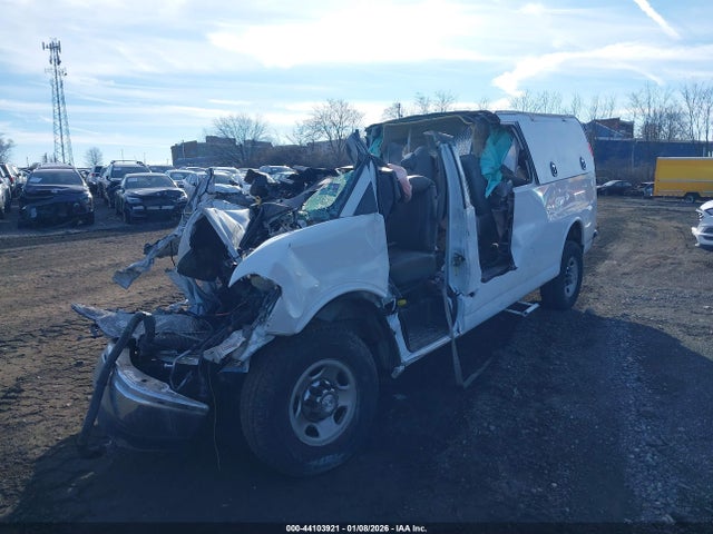 1GAZGPFG8K1364432 Chevrolet Express 3500 Lt