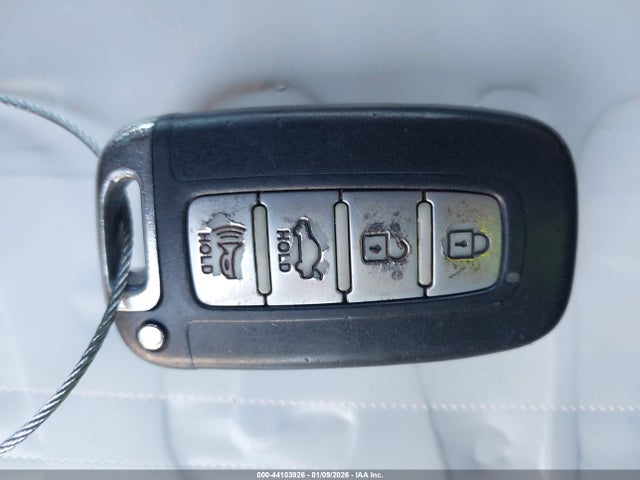 2011 Hyundai Sonata Limited მანქანა იყიდება აუქციონზე, vin: 5NPEC4AC7BH248099, აუქციონის ნომერი: 44103926