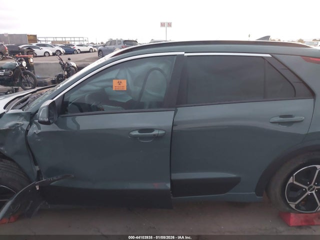 KNDCR3LE7S5307411 KIA NIRO EX