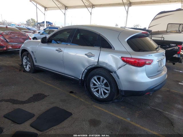 JN8CS1MU8HM141823 Infiniti QX70