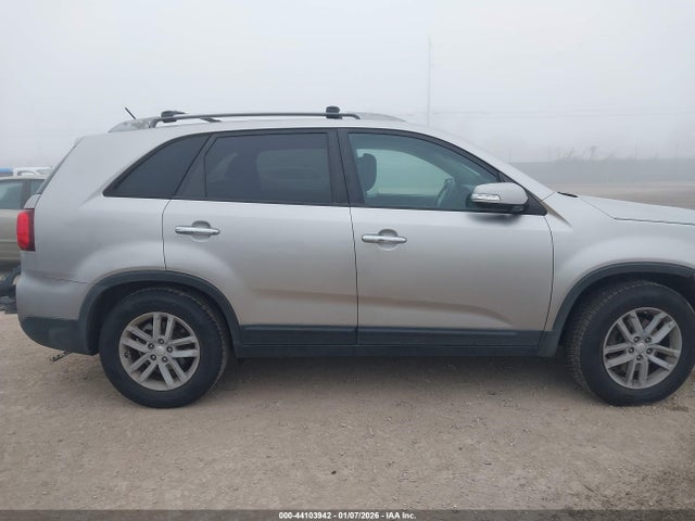 5XYKT3A67EG455708 KIA SORENTO LX