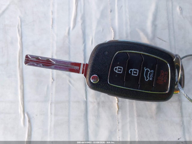 KM8J3CA40JU627771 Hyundai TUCSON SEL