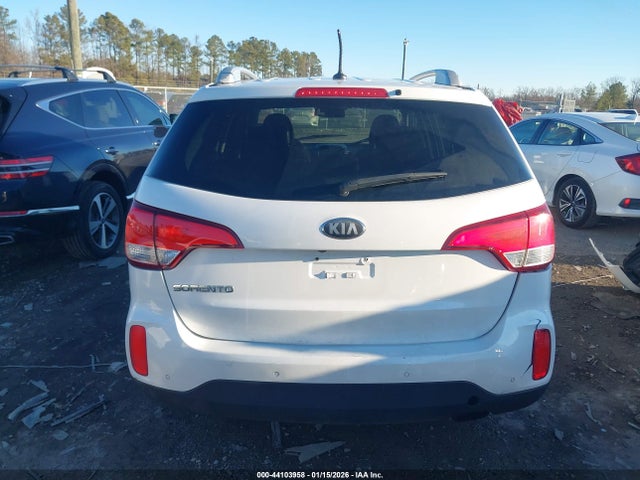 KIA SORENTO LX 2014 5XYKT4A68EG468005 Image 15