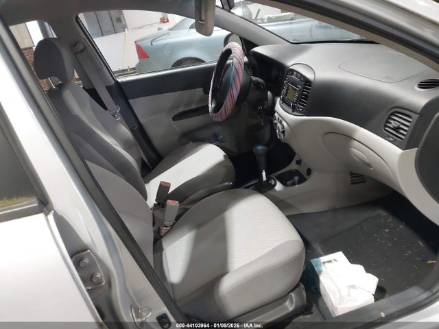 2009 HYUNDAI ACCENT KMHCN46C39U346942 Photo 4