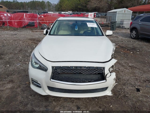 JN1BV7AP3EM690621 Infiniti Q50 Premium