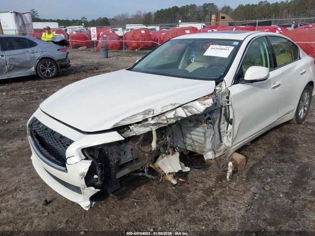 JN1BV7AP3EM690621 Infiniti Q50 Premium