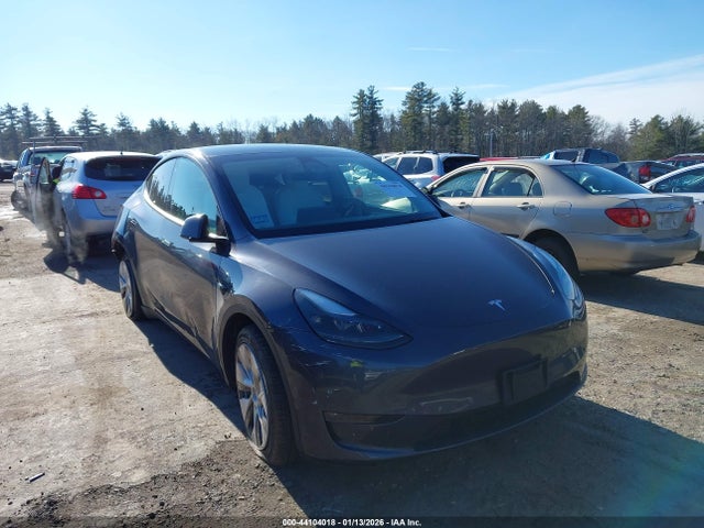 2022 TESLA MODEL Y 7SAYGAEE9NF522419 Photo 0
