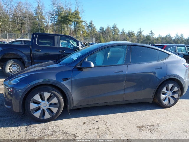 7SAYGAEE9NF522419 Tesla Model Y Long Range Dual Motor All-wheel Drive