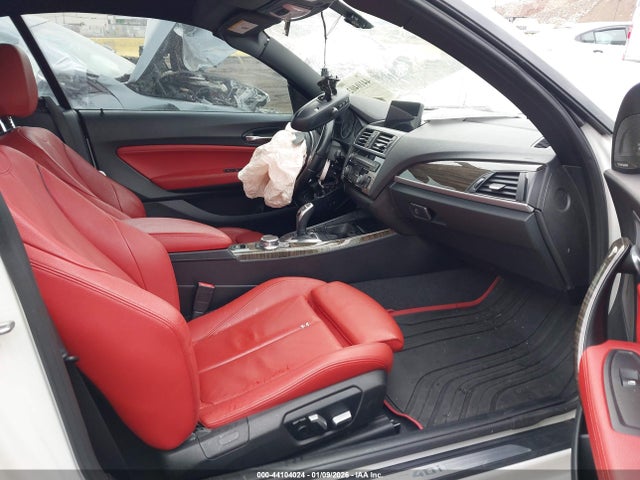 44104024 :رقم المزاد ، WBA2L1C36HV666710 vin ، 2017 Bmw M240i مزاد بيع