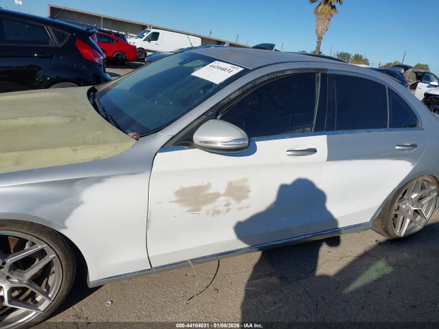 55SWF4JB4FU056323 Mercedes-Benz C-Class