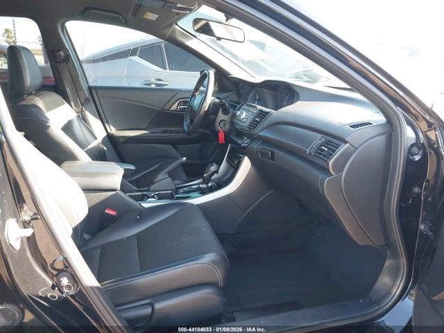 1HGCR2F58HA053411 Honda Accord Sport