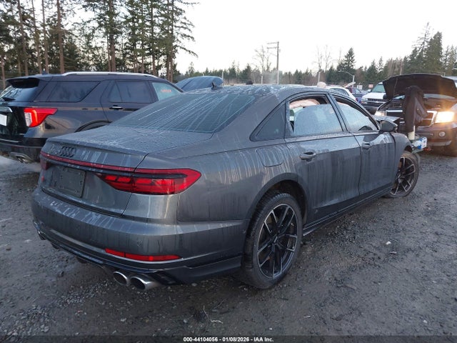 2024 AUDI S8 WAULSBF82RN010297 Photo 3