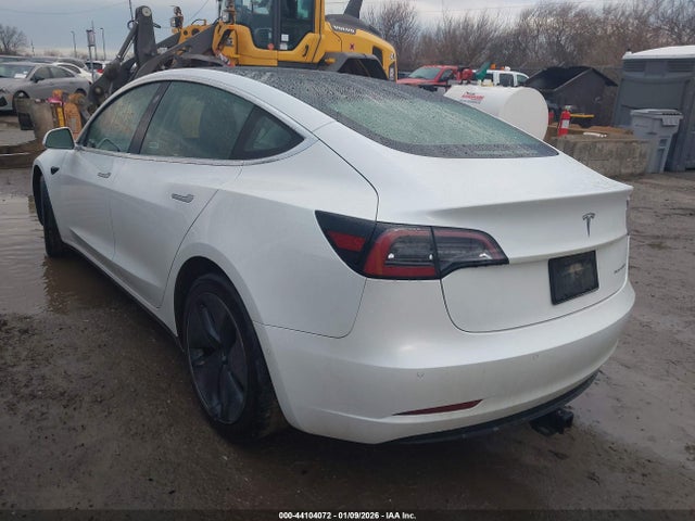 2020 TESLA MODEL 3 5YJ3E1EB7LF798212 Photo 2