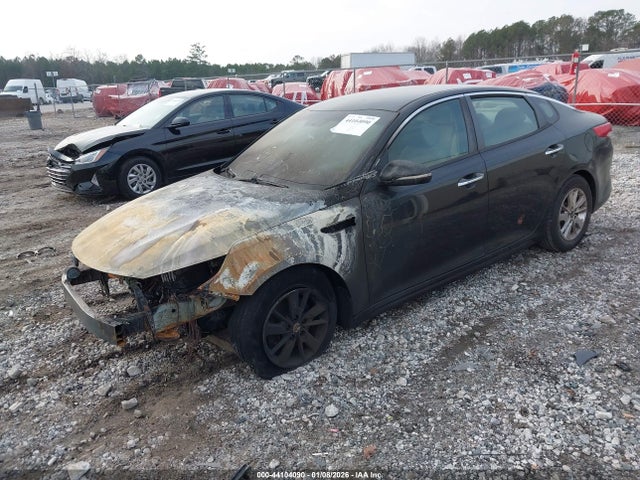 5XXGT4L36GG043141 KIA Optima Lx