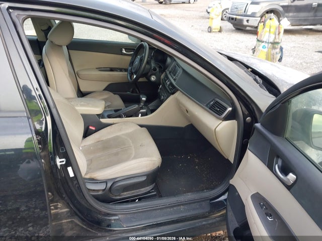 5XXGT4L36GG043141 KIA Optima Lx