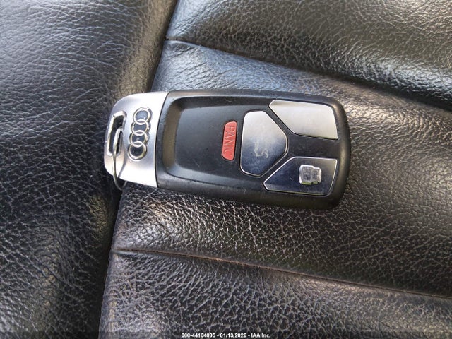 2017 AUDI A4 WAUGMAF46HA077445 Photo 10