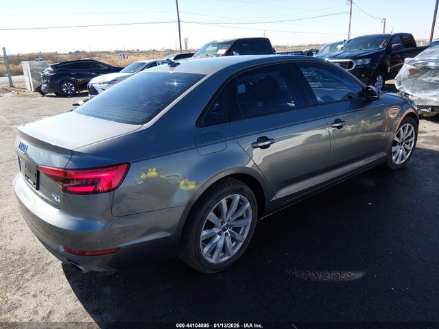 2017 AUDI A4 WAUGMAF46HA077445 Photo 3
