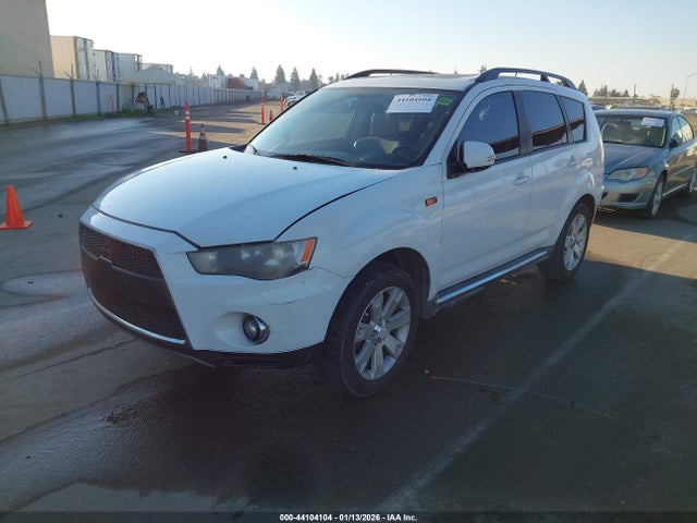2011 MITSUBISHI OUTLANDER JA4AS3AW1BU018743 Photo 1
